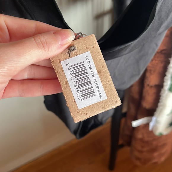 Thaikila Bathing Suit - Picture 4 of 6